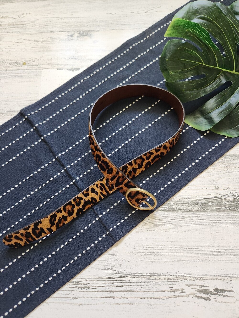American Eagle Cow Leather Buff Leather Fur Animal Print Belt XS/S